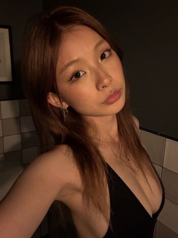 Full leaked Pipluptiny private onlyfans photo