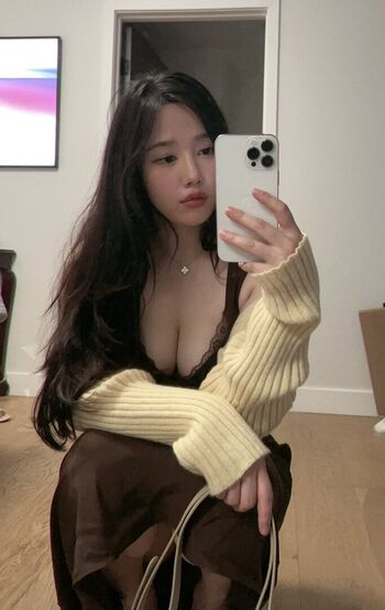 Full leaked Novinhas peitudas / private onlyfans photo