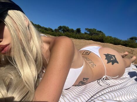 Full leaked Plugsita private onlyfans photo