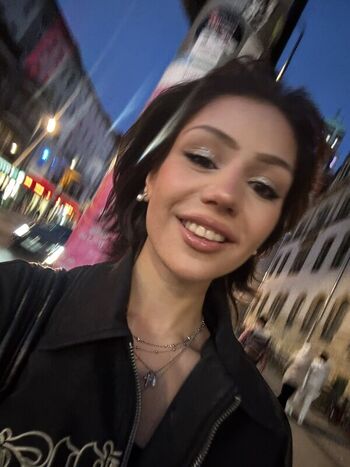 Full leaked Pohuii private onlyfans photo