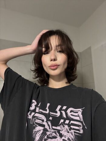 Full leaked Pohuii private onlyfans photo