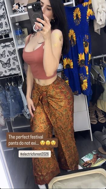 Full leaked Poisonbloom private onlyfans photo