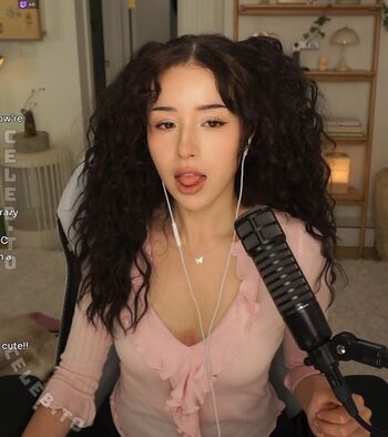 Full leaked Pokimane private onlyfans photo