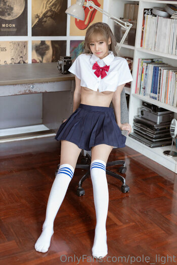 Full leaked Pole light private onlyfans photo