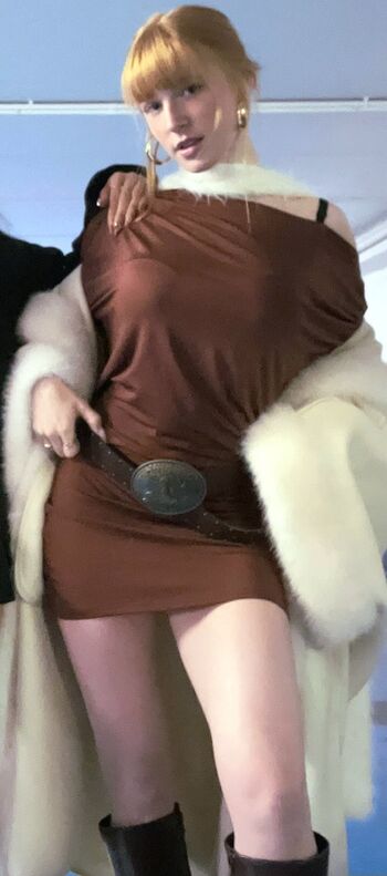 Full leaked Polluxcia private onlyfans photo