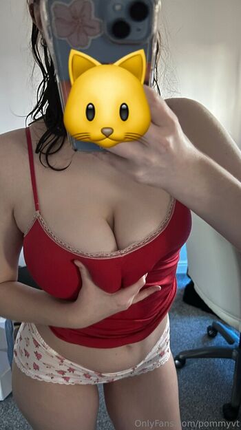 Full leaked Pommy private onlyfans photo