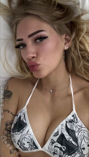 Full leaked Pookie ju page private onlyfans photo