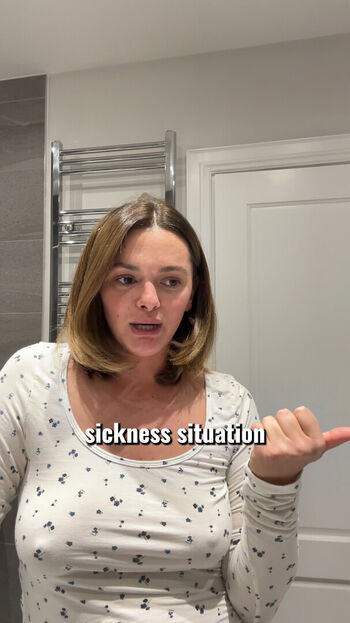 Full leaked Poppyhollins private onlyfans photo