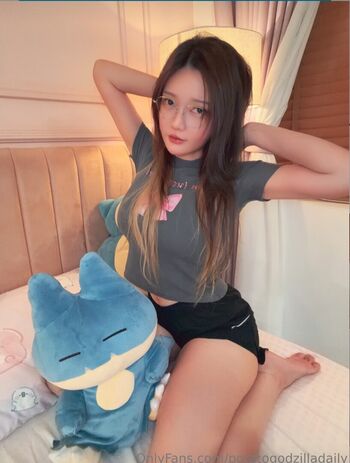 Full leaked Potato godzilla  page private onlyfans photo