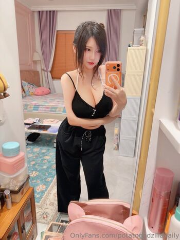 Potatogodzilla / Potato Godzilla