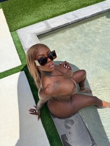 Full leaked Prettiipaaiid private onlyfans photo