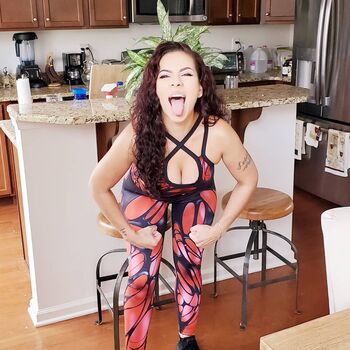 Full leaked Pretty green eyezz private onlyfans photo