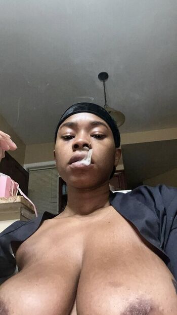 Full leaked Pretty yuniques private onlyfans photo
