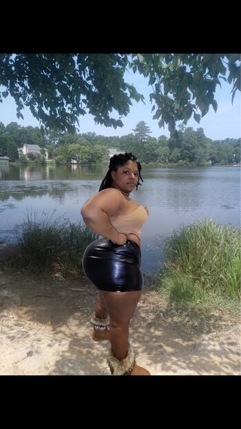 Full leaked Prettyashma private onlyfans photo