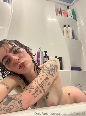 prettylittlefreak13