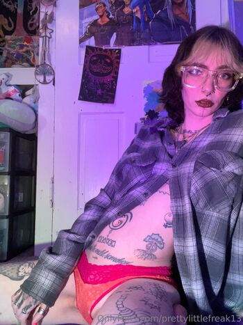 prettylittlefreak13