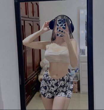Full leaked Pucaloka private onlyfans photo