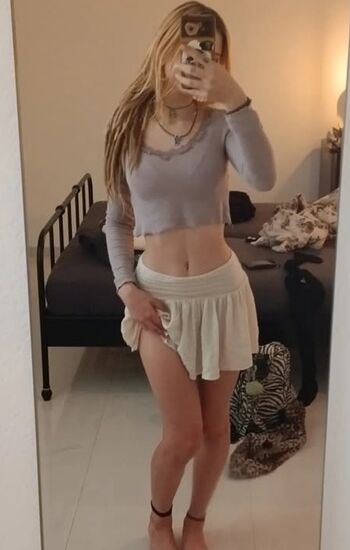 Full leaked Candice demellza/ private onlyfans photo