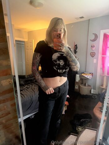 Full leaked Pushinguproses private onlyfans photo