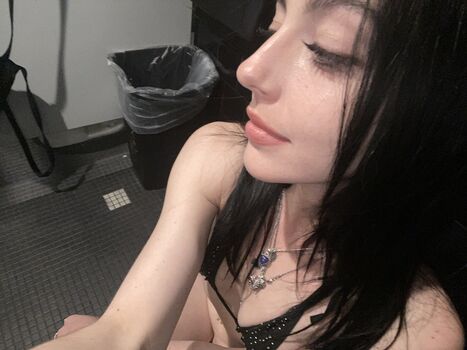 Full leaked Putemignonne private onlyfans photo
