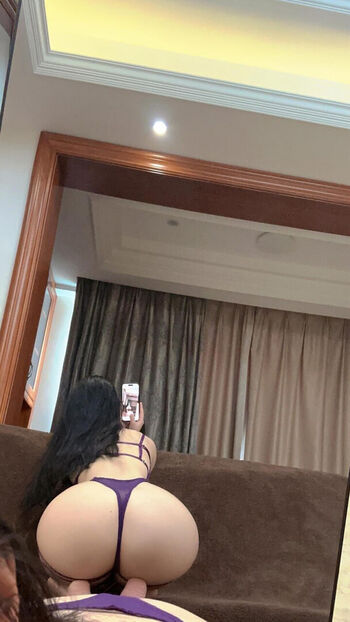 Full leaked Qiaoniutt private onlyfans photo