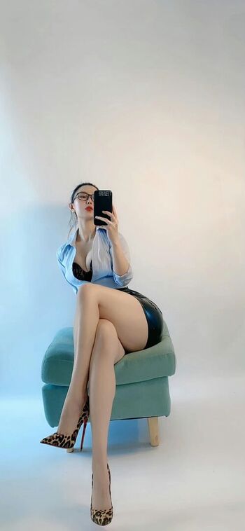 Full leaked Qiaoniutt private onlyfans photo