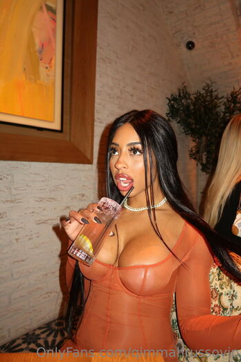 Full leaked Qimmah russo  page private onlyfans photo