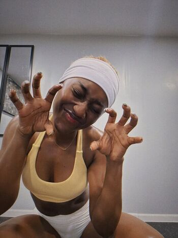 Full leaked Queen aminata page private onlyfans photo