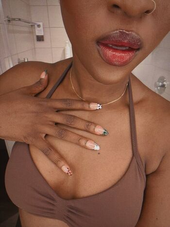 Full leaked Queen aminata page private onlyfans photo