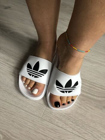 Full leaked Queenfeetred private onlyfans photo