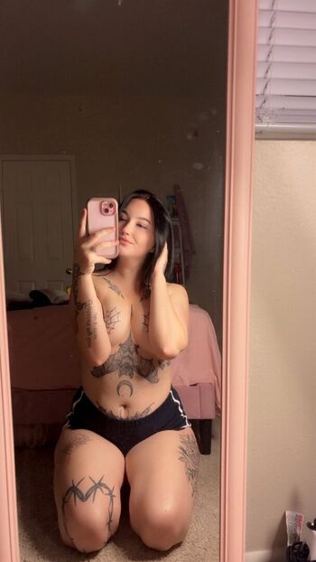 Full leaked Queenkbaby private onlyfans photo