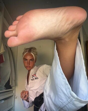 Full leaked Queenkickchick private onlyfans photo