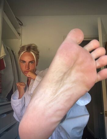 Full leaked Queenkickchick private onlyfans photo