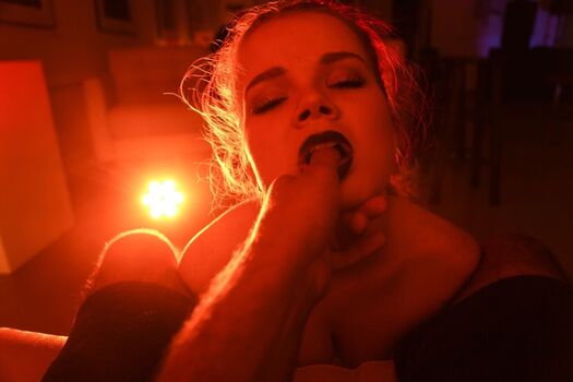 Full leaked Queenmasshole private onlyfans photo