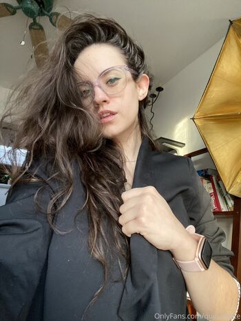 Quinn Finite / Charlee