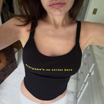 Rachel Anne Sennott