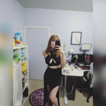 Full leaked Raeraesenpai private onlyfans photo