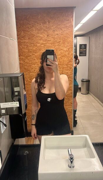 Full leaked Rahkys private onlyfans photo