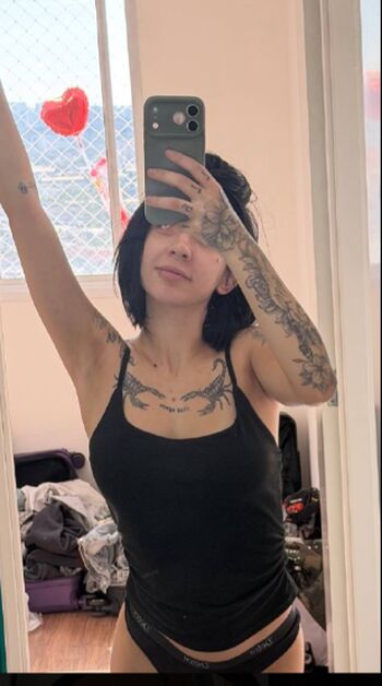 Full leaked Ravena private onlyfans photo