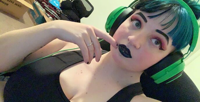 Full leaked Ravencox private onlyfans photo