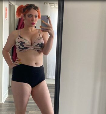 Full leaked Ravenna golden private onlyfans photo