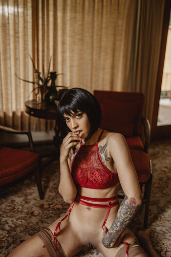 Full leaked Ravyn alexa private onlyfans photo