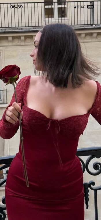 Full leaked Rayalixx private onlyfans photo