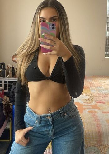 Rayna Kalaní Solar