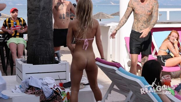 Full leaked Real girls bad private onlyfans photo