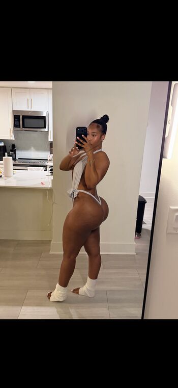 Full leaked Realkeylamarie private onlyfans photo