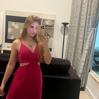 Full leaked Red haired private onlyfans photo