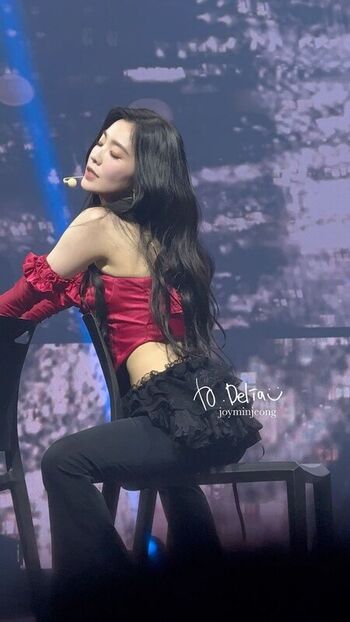 Full leaked Red velvet page private onlyfans photo