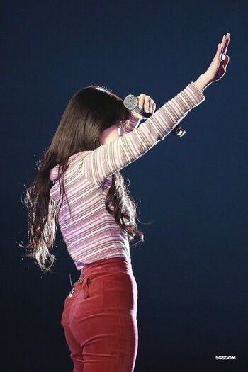 Full leaked Red velvet page private onlyfans photo