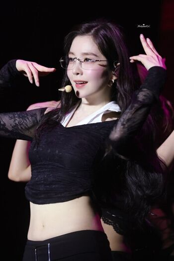 Full leaked Red velvet private onlyfans photo